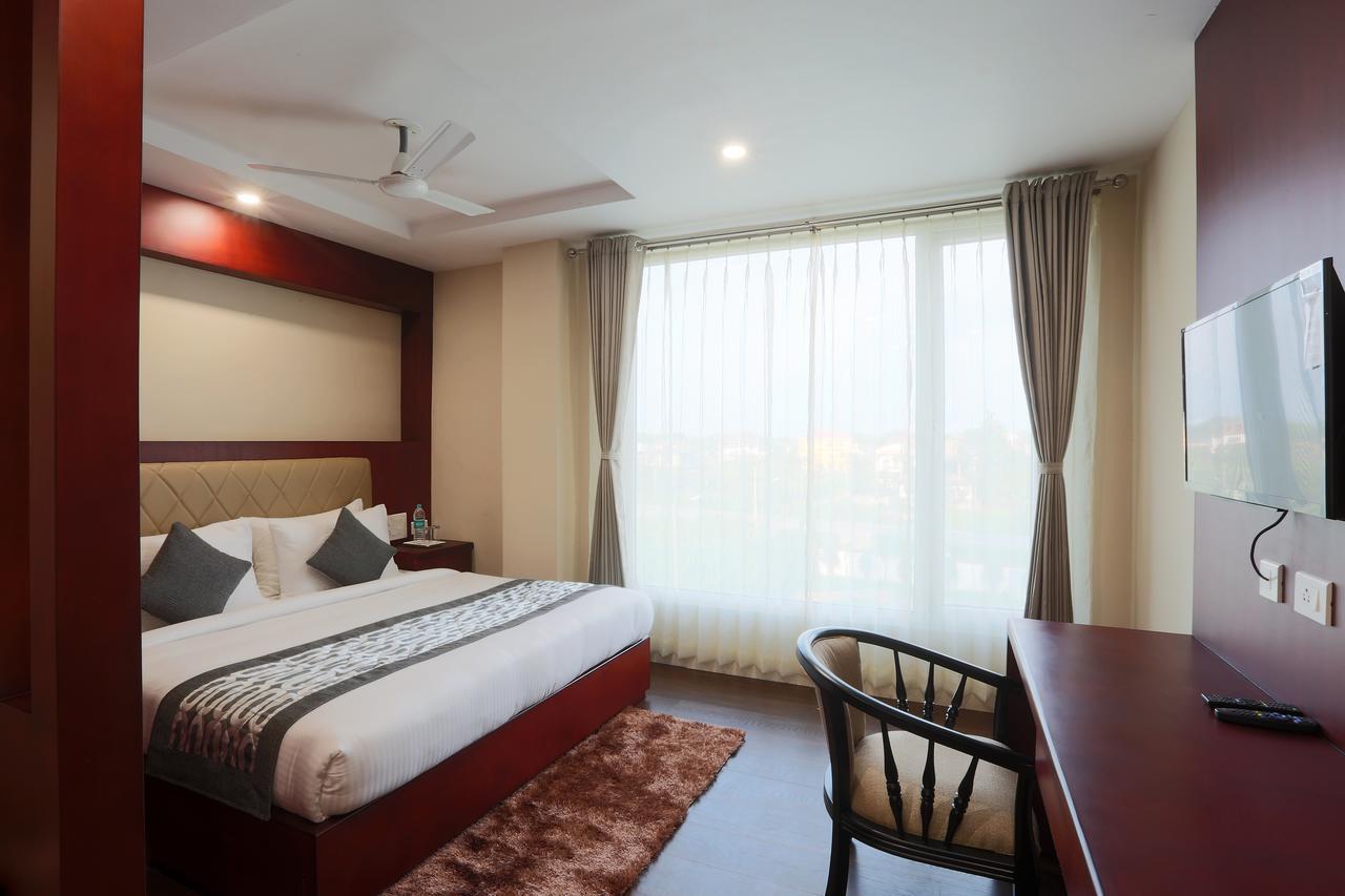 Hotel Jironi จอร์ฮัต ภายนอก รูปภาพ